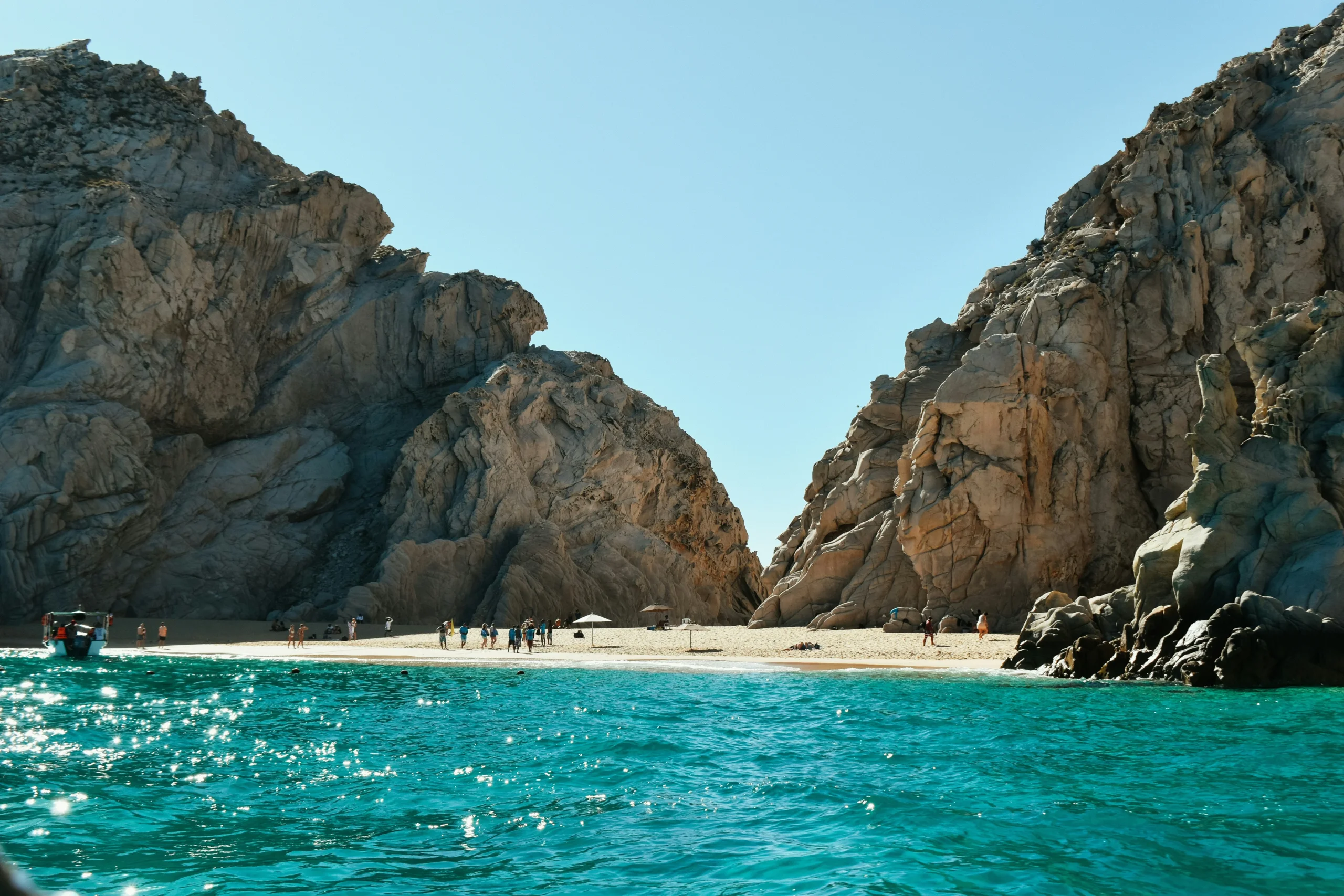 Cabo San Lucas Beaches | Explore the top 3